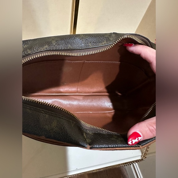 Authentic Louis Vuitton Compiegne 28 w/added unbranded chain - Picture 8 of 14